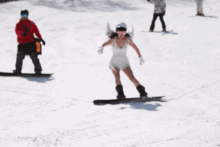 亚布力最强春雪来了 优质粉雪开启创意滑雪狂欢